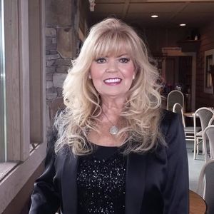 Meet your Posher, Joan